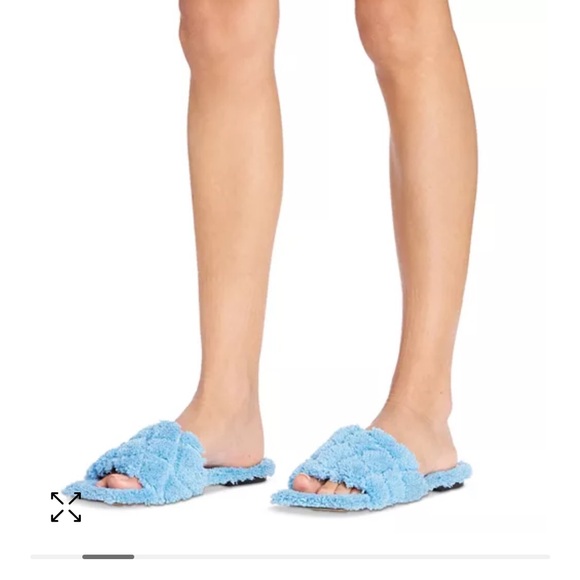 Bottega Veneta Blue Shearling Furry Sandal NWT 💯 authentic super cute! - Picture 4 of 16